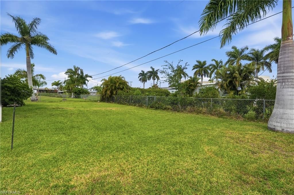 9920 Almetta Ave, Fort Myers, FL 33919 Photo