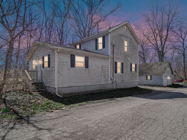 6415 W 146th Place, Crown Point, IN 46307