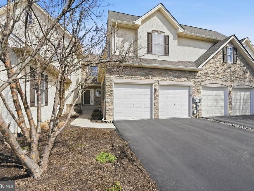 2493 Thistle Road , Macungie, PA 18062 Main Photo