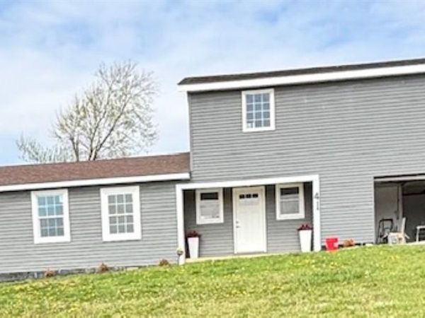 41 Park Drive , Beechmont, KY 42323
