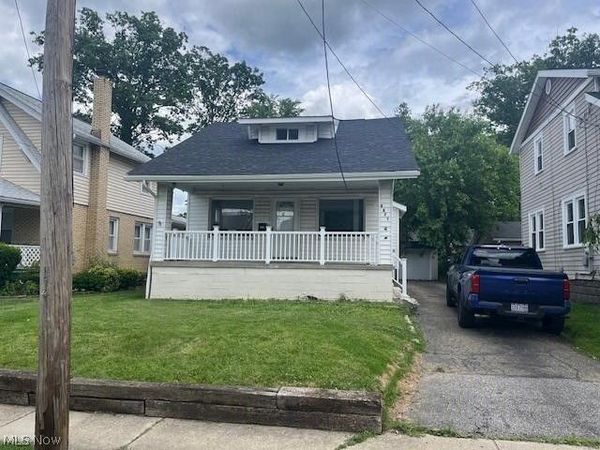 2877 Bailey Road, Cuyahoga Falls, OH 44221