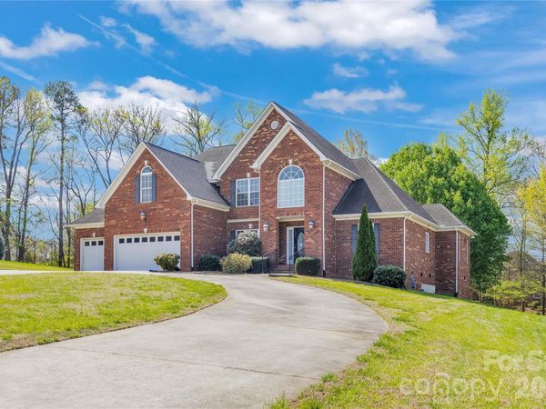 1206 Edgewater Court , Salisbury, NC 28146
