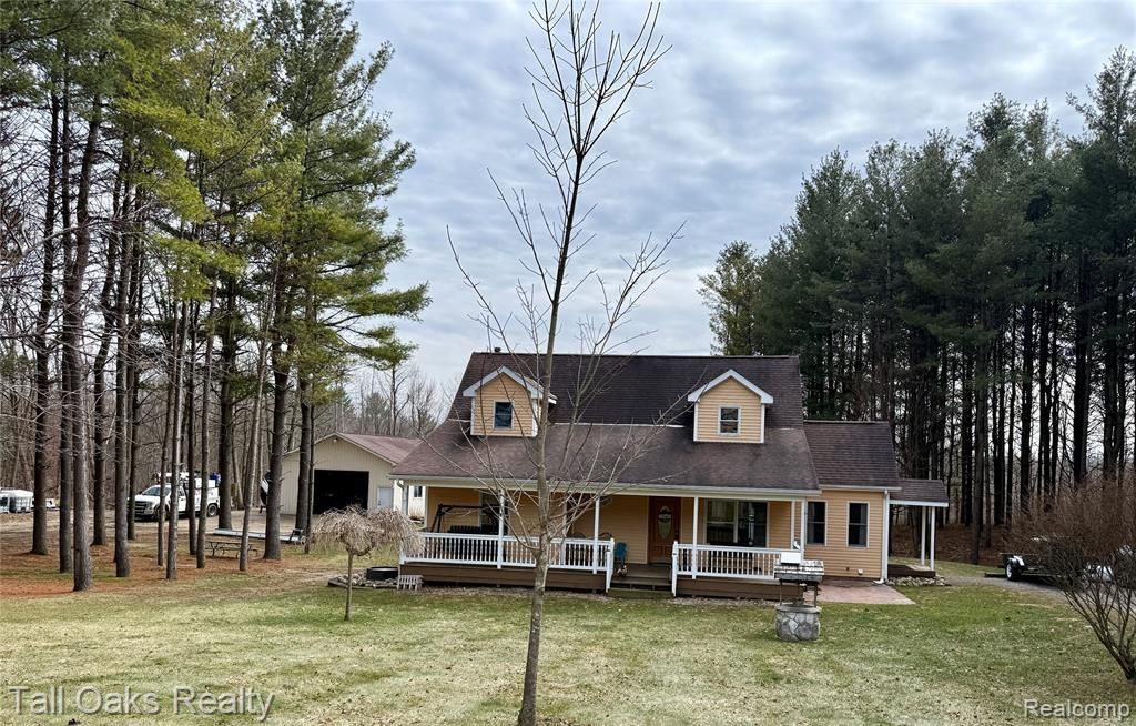 3581 Arivaca Drive , Millington Township, MI 48746 Main Photo