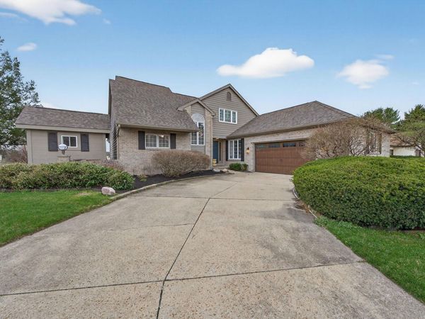 11356 Anderson Lake Drive, Granger, IN 46530