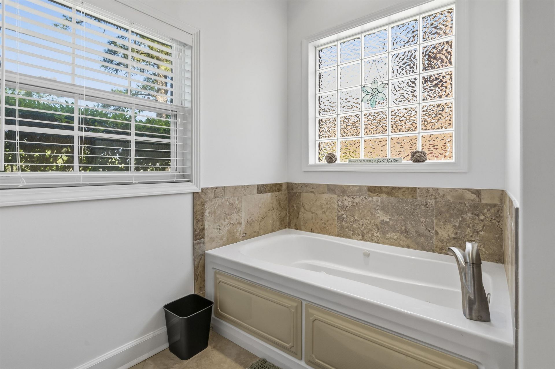 786 Foxtail Dr. Photo 15