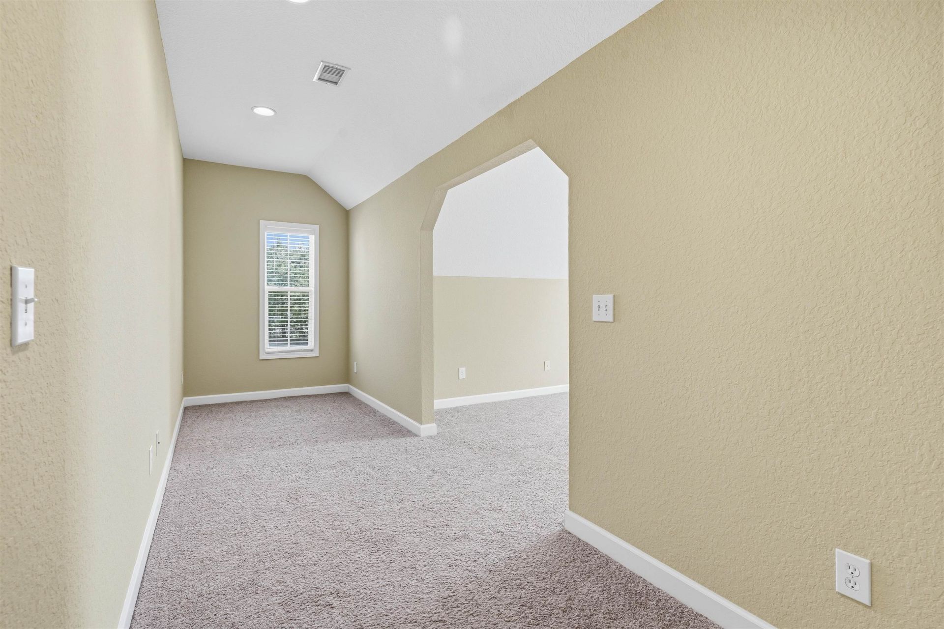 786 Foxtail Dr. Photo 19