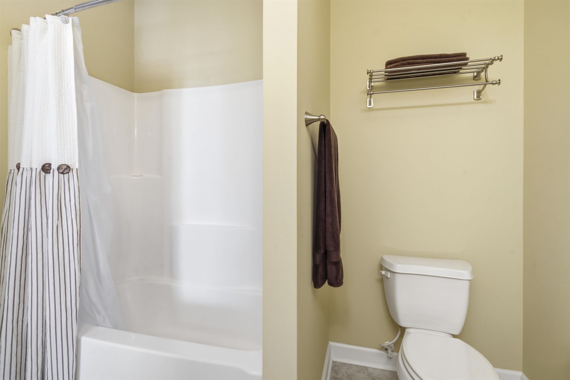 786 Foxtail Dr. Photo 24