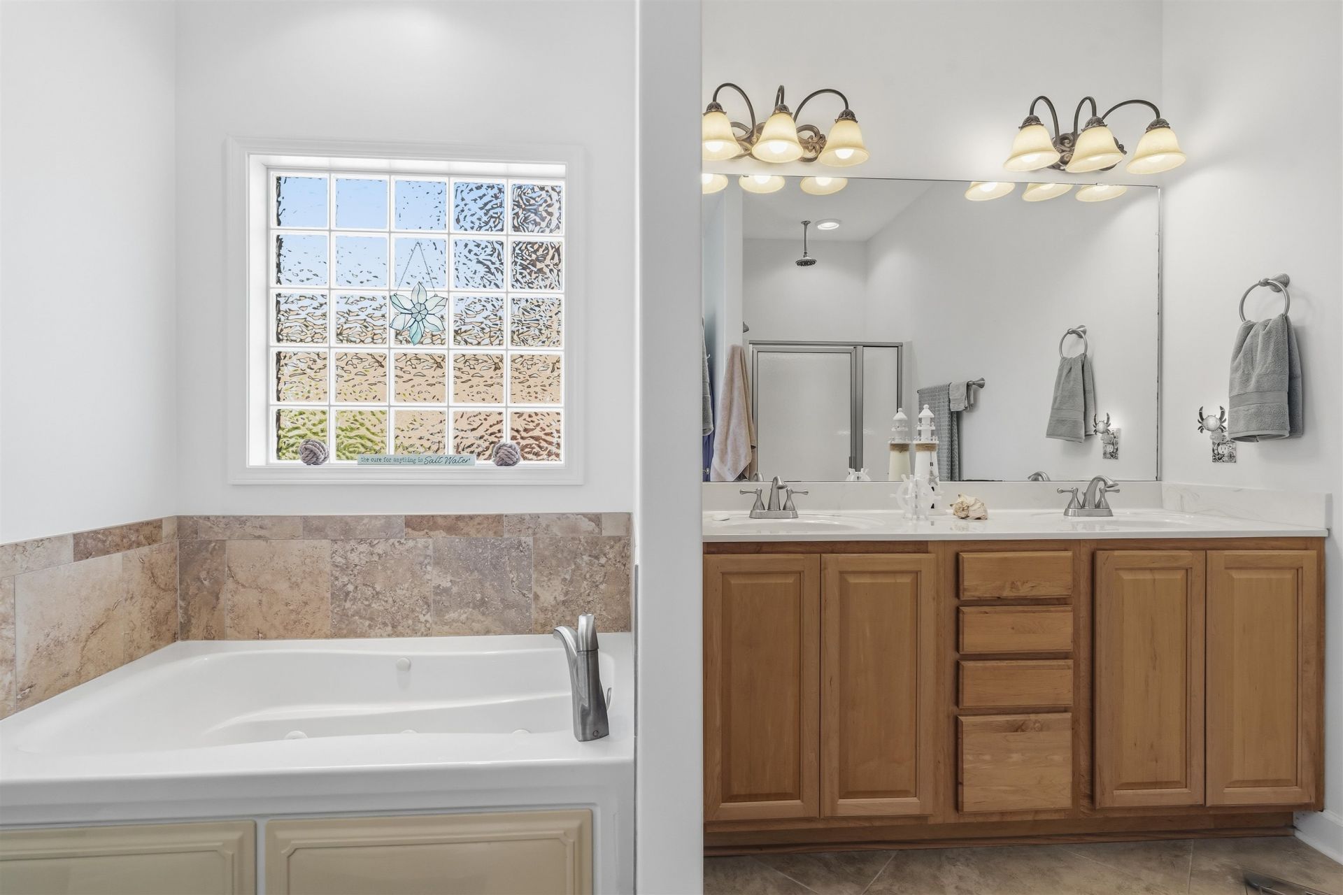 786 Foxtail Dr. Photo 9