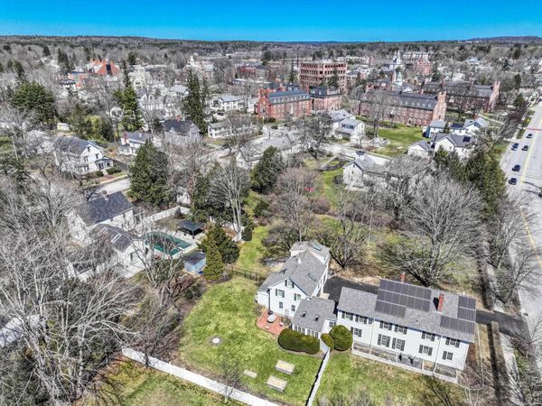 69 Court Street, Exeter, NH 03833