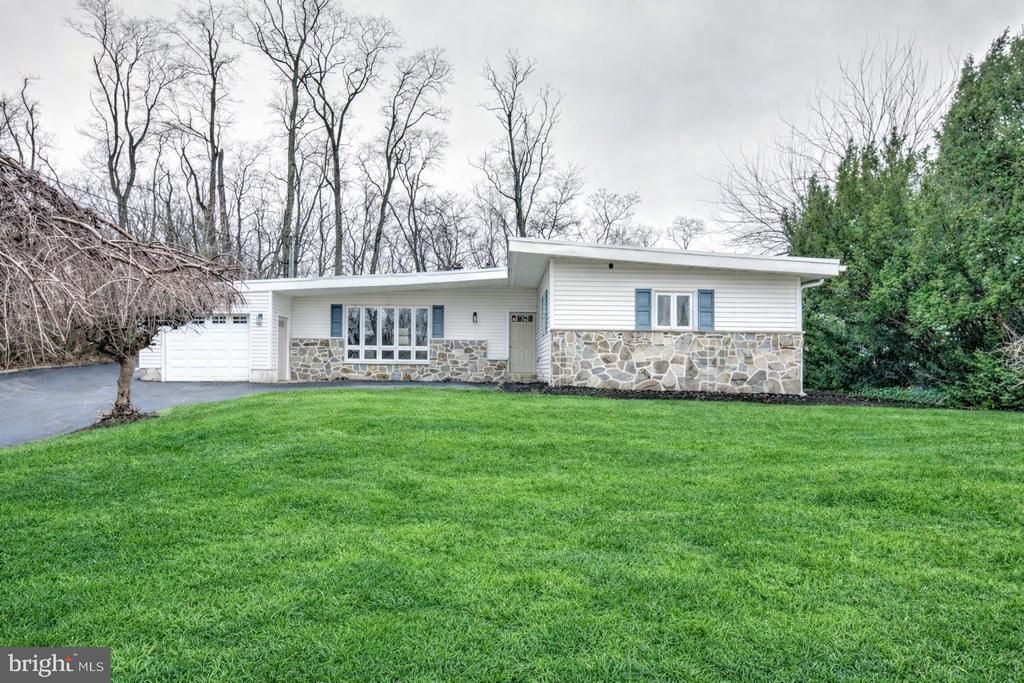 904 S CHESTER ROAD, WEST CHESTER, PA 19382