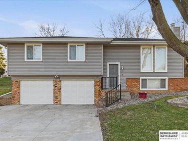 7718 Meadow Lane , La Vista, NE 68128