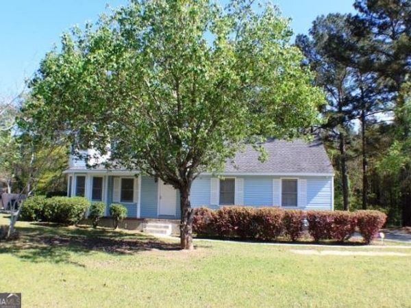 118 Whipoorwill Way, Dublin, GA 31021