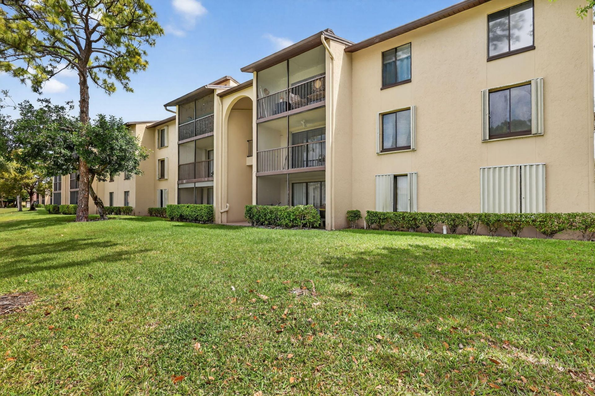 624 Sea Pine Way, Unit B3, Greenacres, FL 33415 Photo