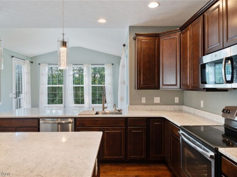 32825 Rebecca Lane, Avon Lake, OH 44012 Photo 18