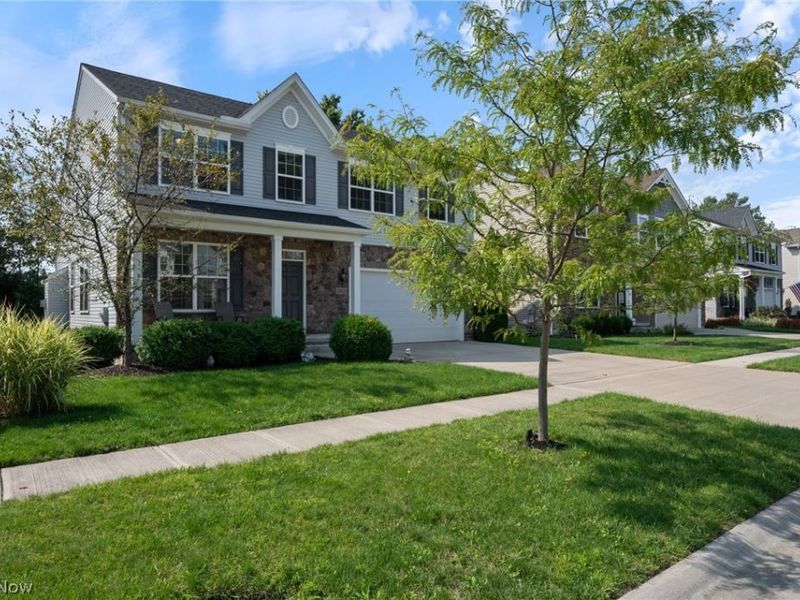 32825 Rebecca Lane, Avon Lake, OH 44012 Photo 4