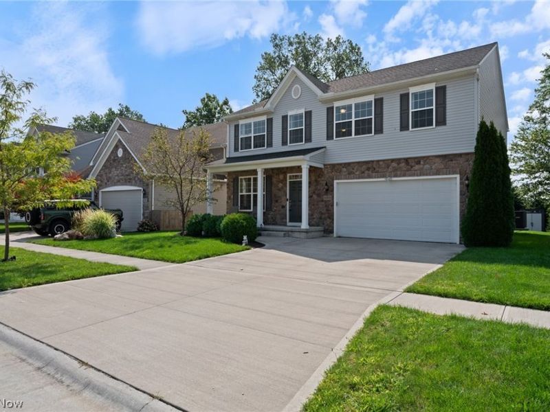 32825 Rebecca Lane, Avon Lake, OH 44012 Photo 5