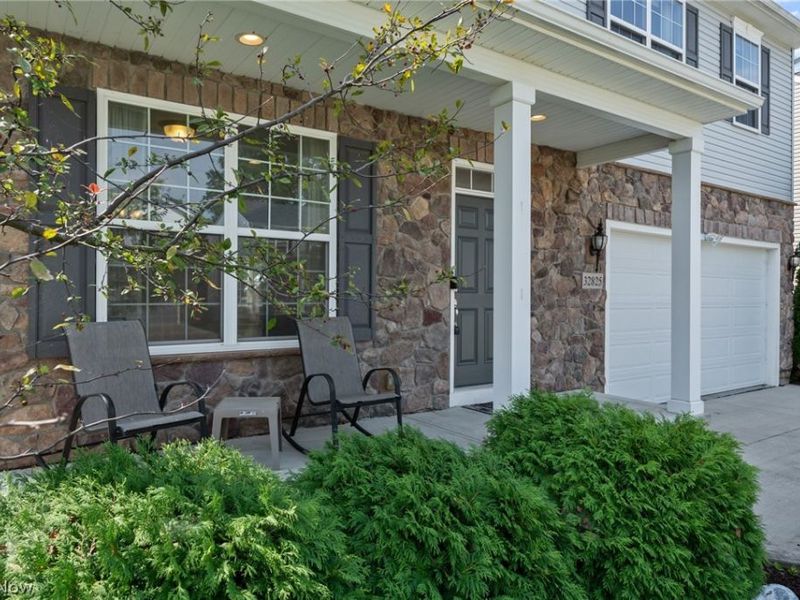 32825 Rebecca Lane, Avon Lake, OH 44012 Photo 6