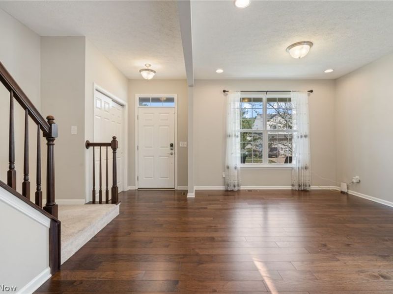 32825 Rebecca Lane, Avon Lake, OH 44012 Photo 7