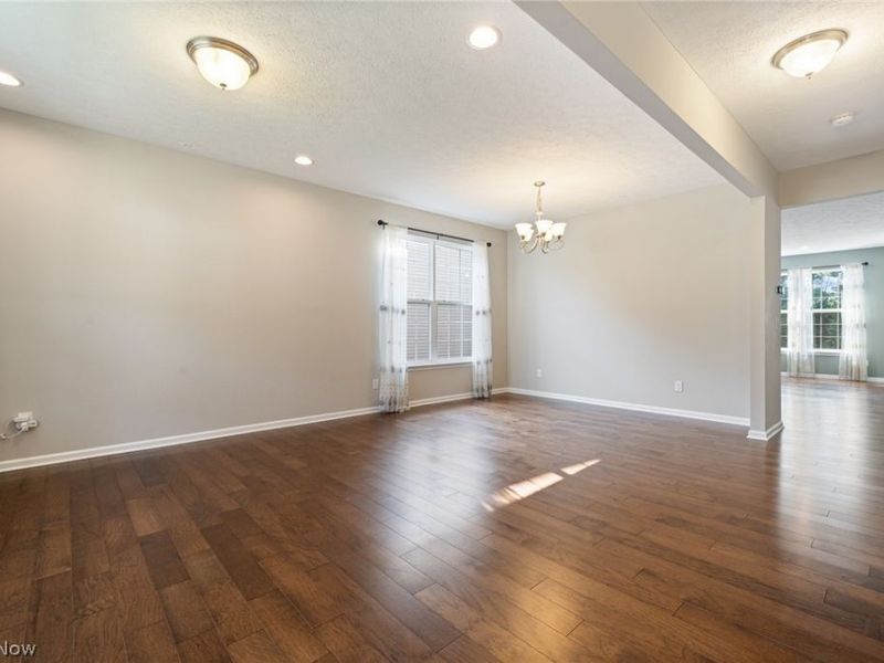 32825 Rebecca Lane, Avon Lake, OH 44012 Photo 8