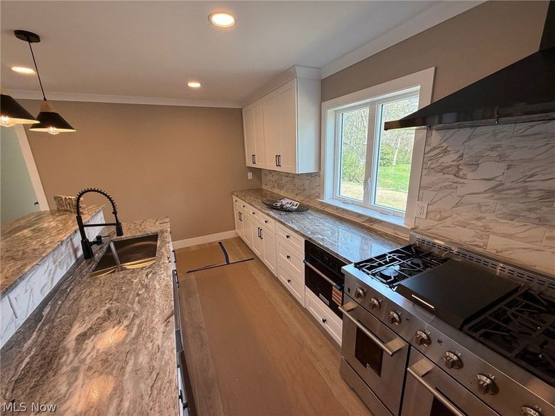 3940 Ellendale Road, Chagrin Falls, OH 44022 Photo 4
