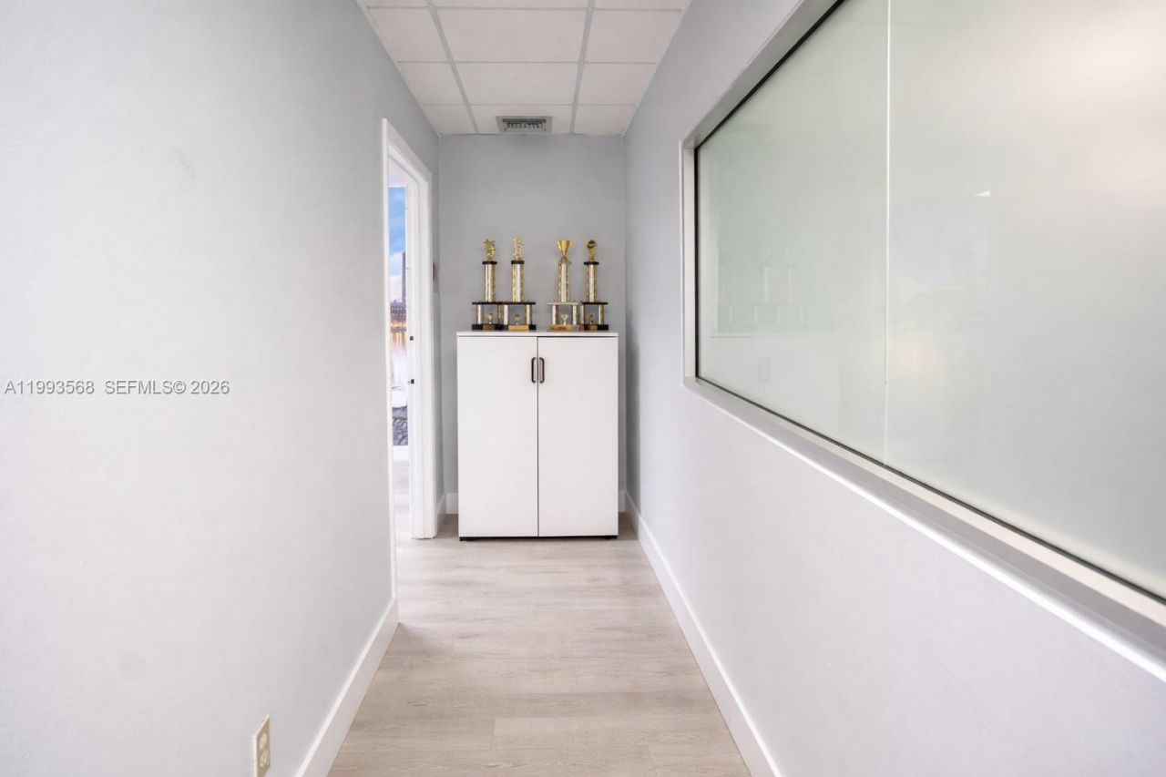 6405 NW 36th St , Virginia Gardens, FL 33166 Photo