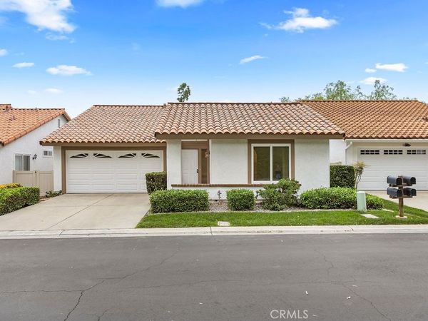 28133 Espinoza, Mission Viejo, CA 92692