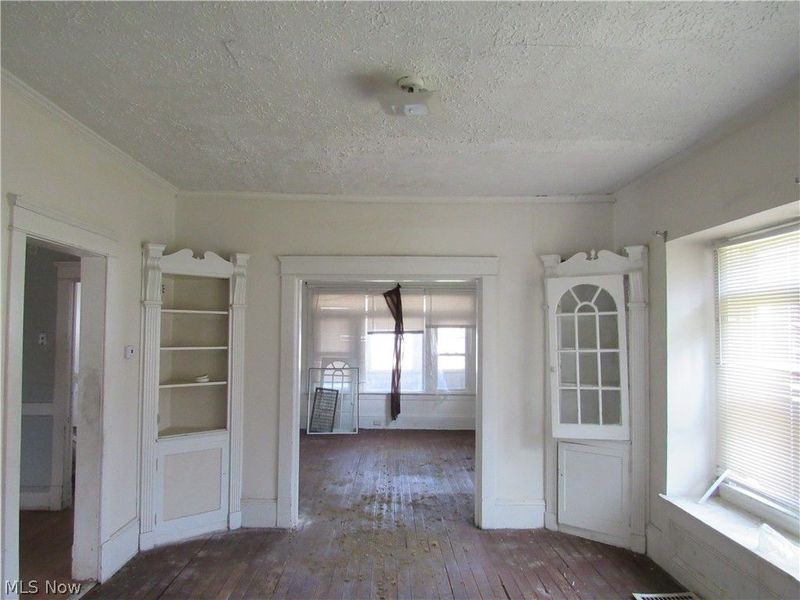 9618 Raymond Avenue, Cleveland, OH 44104 Photo 10