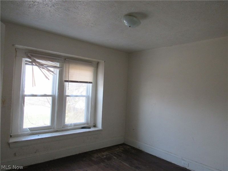 9618 Raymond Avenue, Cleveland, OH 44104 Photo 15