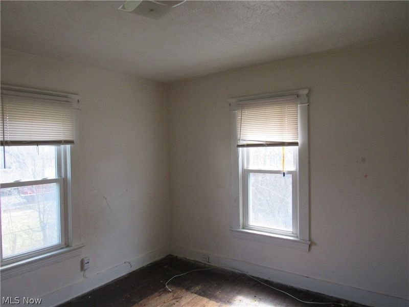 9618 Raymond Avenue, Cleveland, OH 44104 Photo 21