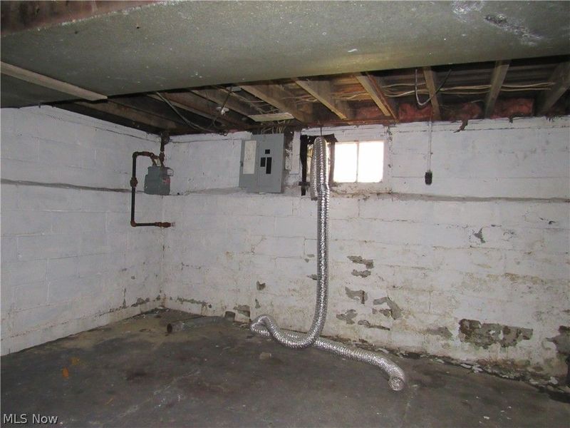 9618 Raymond Avenue, Cleveland, OH 44104 Photo 35