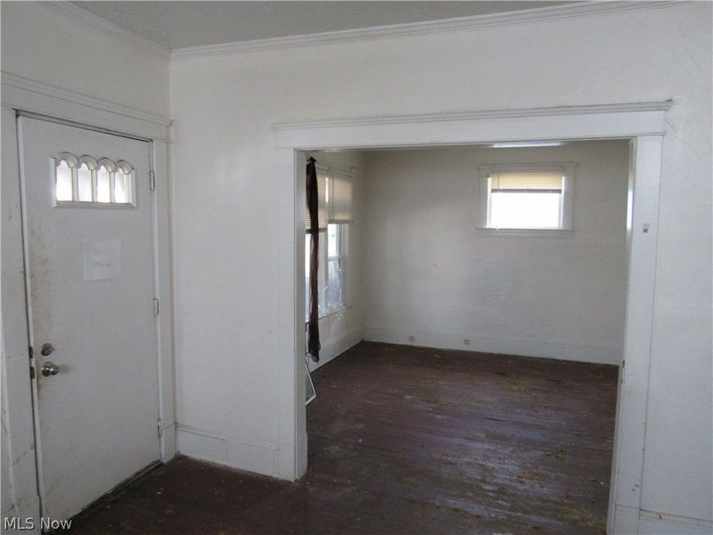 9618 Raymond Avenue, Cleveland, OH 44104 Photo 5