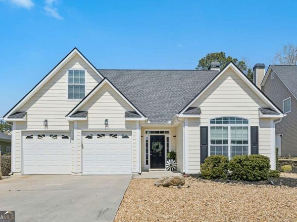 135 St Albans Way, Peachtree City, GA 30269