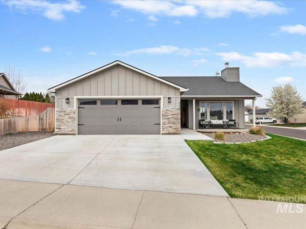 604 Bobwhite Ct, Marsing, ID 83639