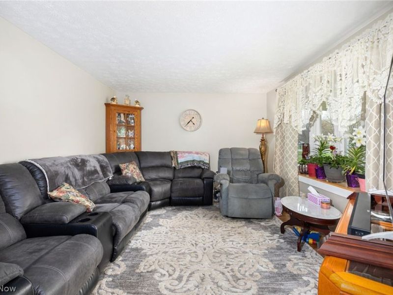 2903 Northview Road, Uniontown, OH 44685 Photo 10