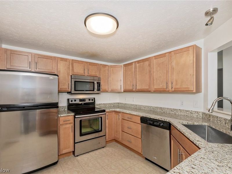 26101 Village Lane, Unit 107, Beachwood, OH 44122 Photo 16