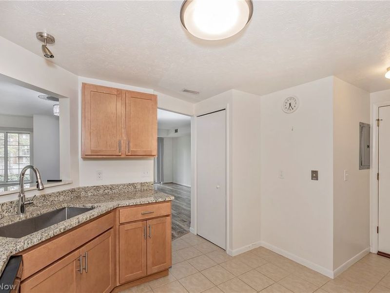 26101 Village Lane, Unit 107, Beachwood, OH 44122 Photo 19