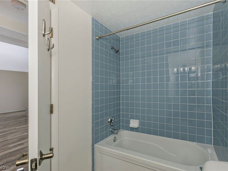 26101 Village Lane, Unit 107, Beachwood, OH 44122 Photo 33