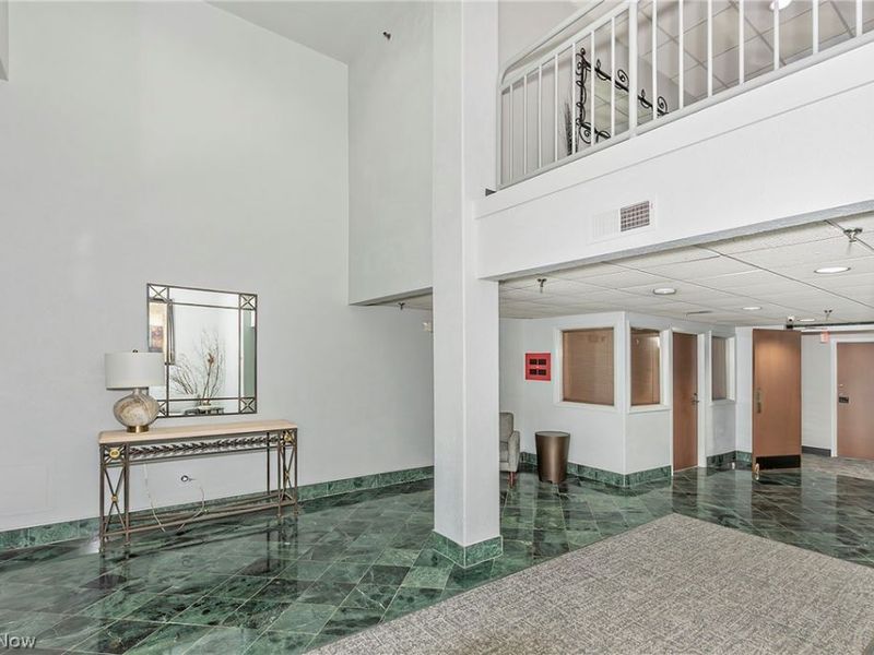 26101 Village Lane, Unit 107, Beachwood, OH 44122 Photo 4