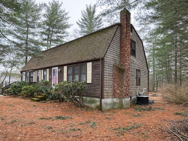 54 Leaf Ln, East Bridgewater, MA 02333