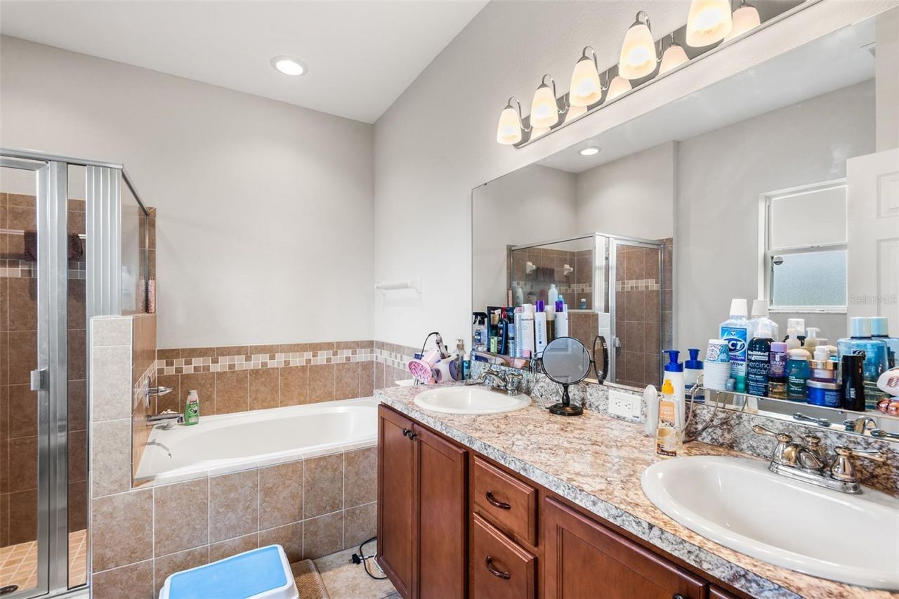 193 Lake Arietta Court, Auburndale, FL 33823 Photo