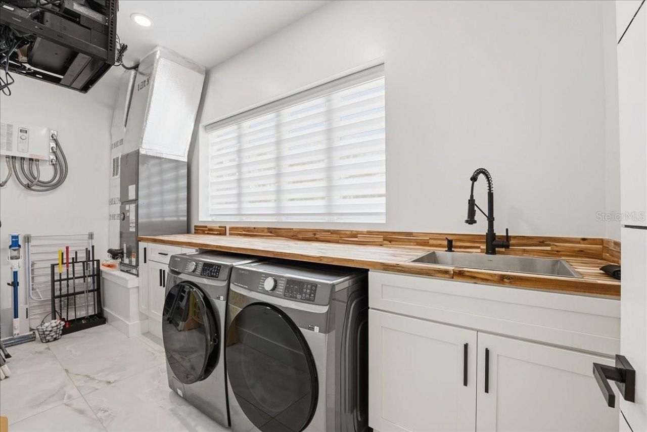 2175 S Tropical Trail, Merritt Island, FL 32952 Photo