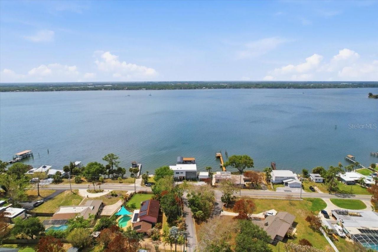 2175 S Tropical Trail, Merritt Island, FL 32952 Photo