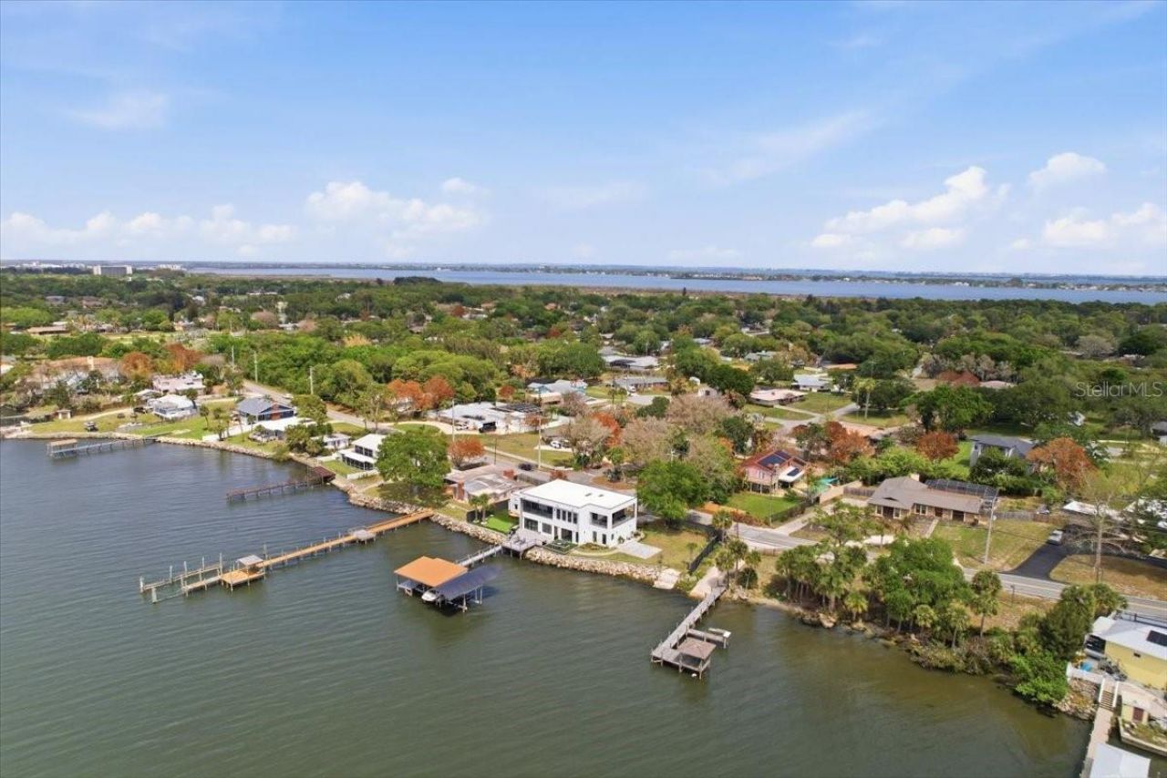 2175 S Tropical Trail, Merritt Island, FL 32952 Photo