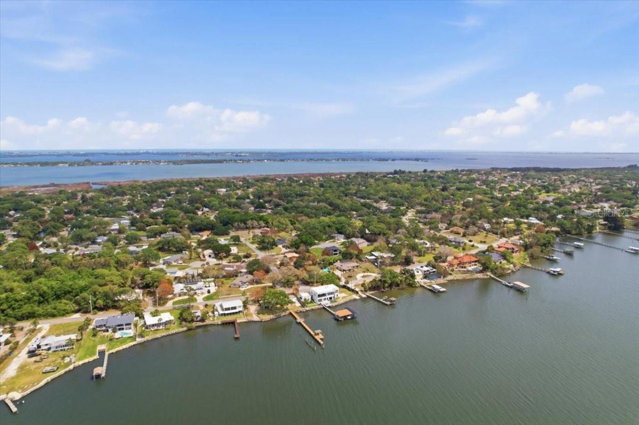 2175 S Tropical Trail, Merritt Island, FL 32952 Photo