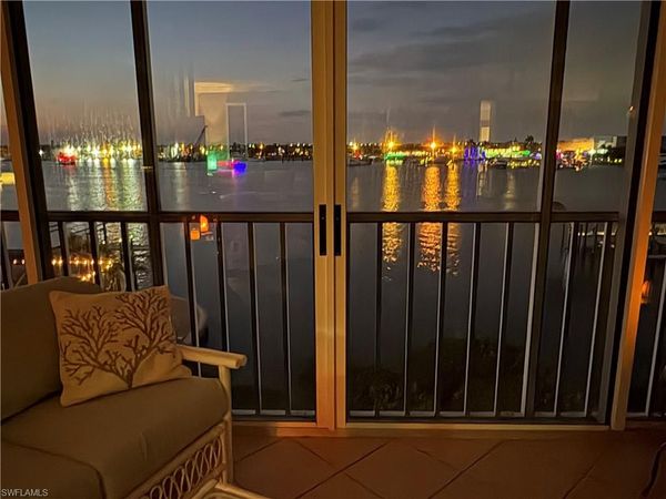345 Mango ST, Unit 401, FORT MYERS BEACH, FL 33931