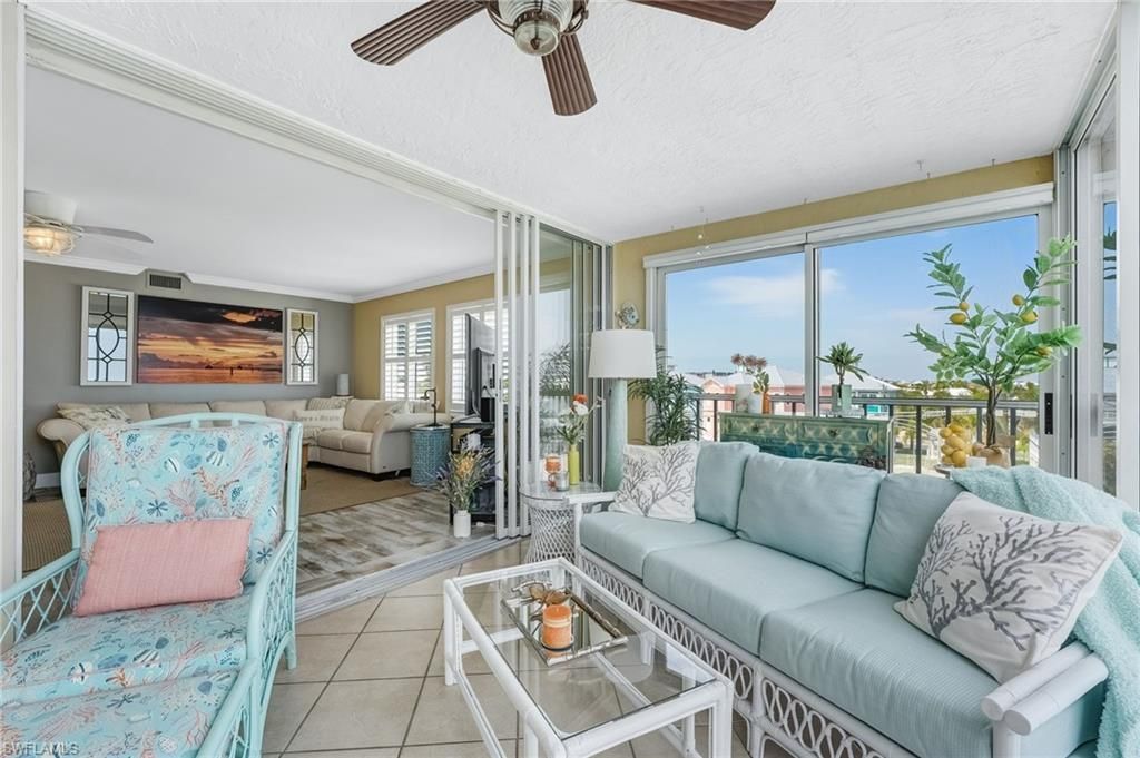 345 Mango St, Unit 401, Fort Myers Beach, FL 33931 Photo