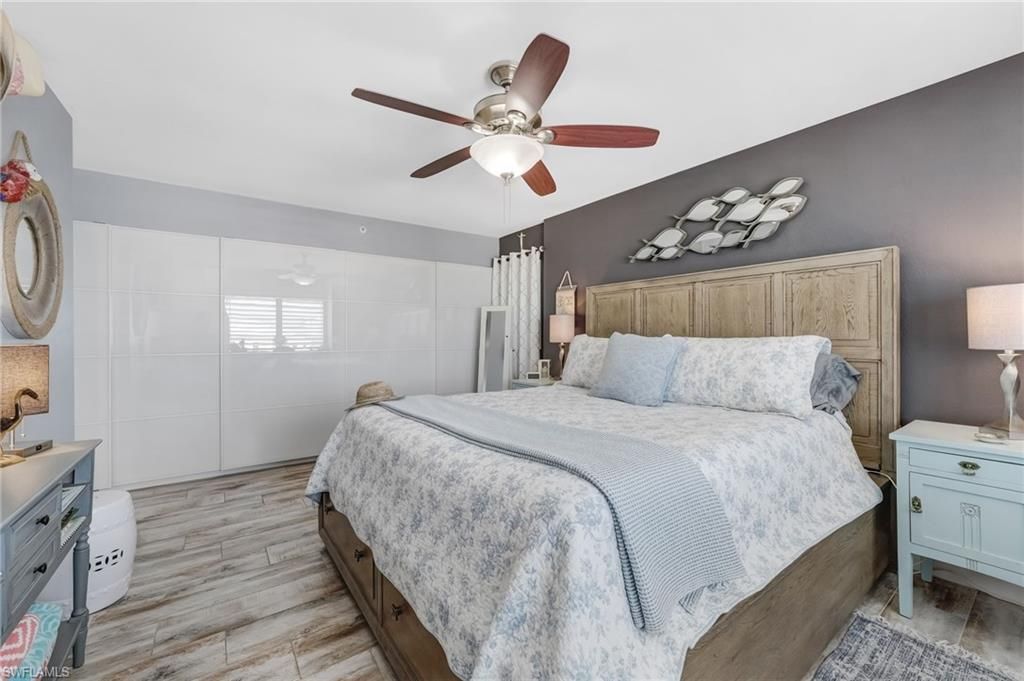 345 Mango St, Unit 401, Fort Myers Beach, FL 33931 Photo
