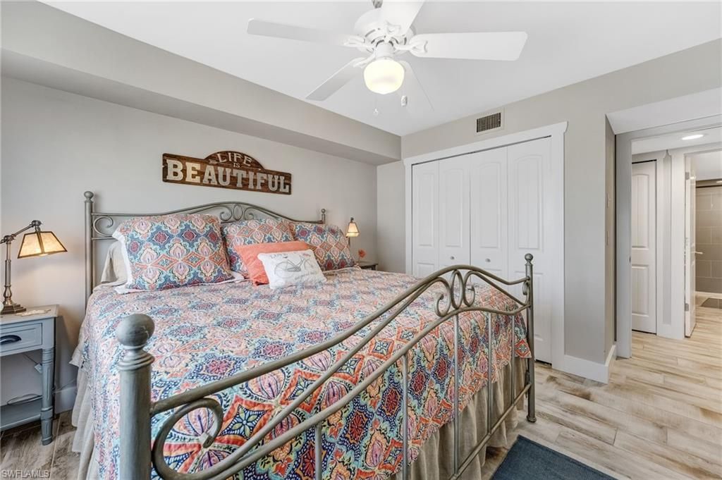 345 Mango St, Unit 401, Fort Myers Beach, FL 33931 Photo