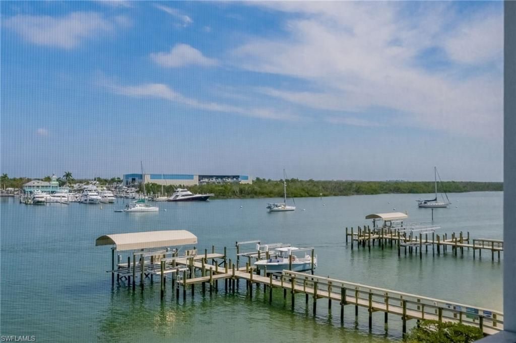 345 Mango St, Unit 401, Fort Myers Beach, FL 33931 Photo