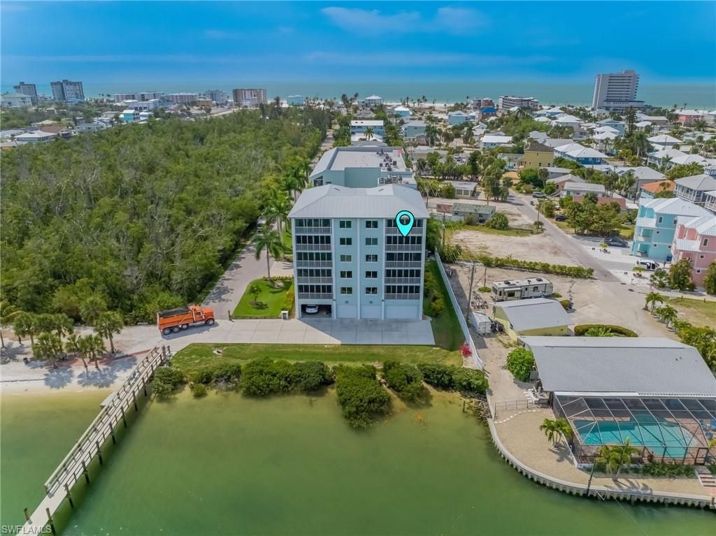 345 Mango St, Unit 401, Fort Myers Beach, FL 33931 Photo